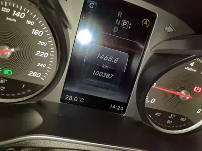 Mercedes-Benz C-Class 2015, 100399 км, за 10829.69 USD