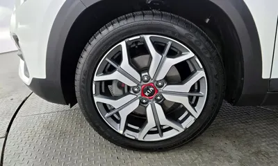 Kia Seltos 2020, 72388 км, за 11832.37 USD