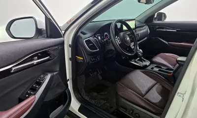 Kia Seltos 2020, 72388 км, за 11750.03 USD - фото 10