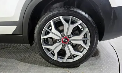 Kia Seltos 2020, 72388 км, за 11750.03 USD - фото 21