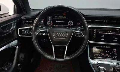 Audi A6 2020, 69476 км, за 19377.29 USD - фото 13