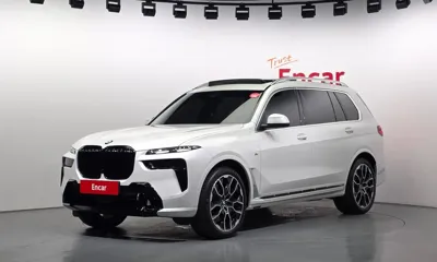 BMW X7 · 2025 год