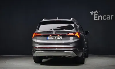 Hyundai Santafe 2023, 25156 км, за 24116.28 USD