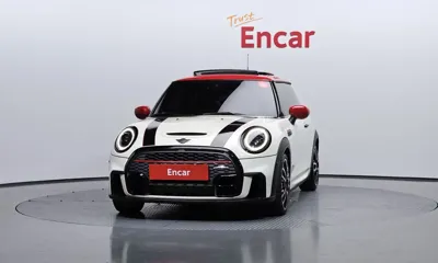 MINI Cooper 2022, 22948 км, за 19364.58 USD