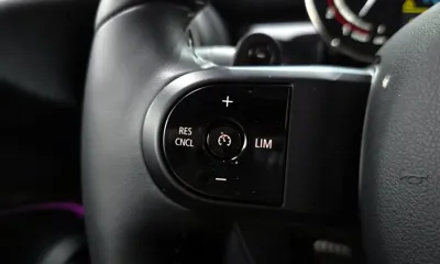 MINI Cooper 2022, 22948 км, за 19364.58 USD - фото 31