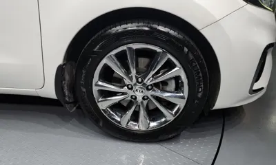 Kia Canival 2019, 162991 км, за 7816.6 USD