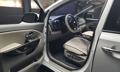 Kia Canival 2019, 162991 км, за 7816.6 USD - фото 10