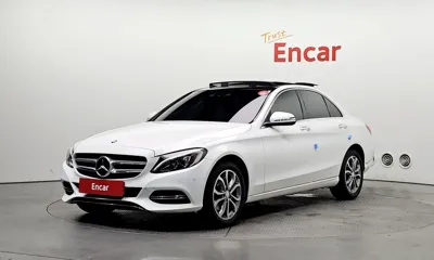 Mercedes-Benz C-Class · 2015 год