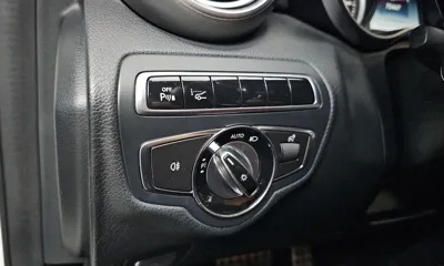 Mercedes-Benz C-Class 2015, 75447 км, за 11636.22 USD - фото 14