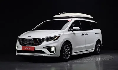 Kia Canival · 2019 год