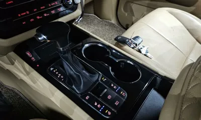 Kia Canival 2019, 95475 км, за 11562.6 USD - фото 9