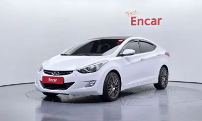 Hyundai Avante · 2013 год