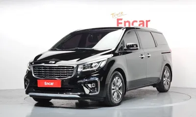 Kia Canival · 2019 год