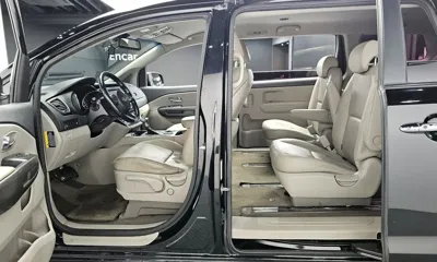 Kia Canival 2019, 122622 км, за 6600.59 USD - фото 10