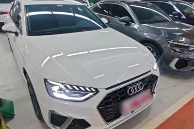 Audi A4L 2025, 28500 км, за 28899 USD