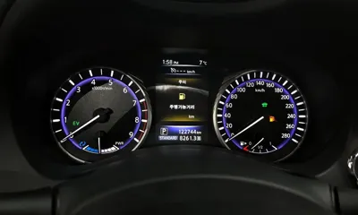 Infiniti Q50 2016, 122744 км, за 7072.98 USD - фото 8