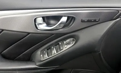 Infiniti Q50 2016, 122744 км, за 7072.98 USD - фото 18