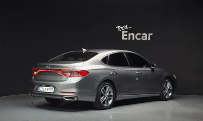 Hyundai Grandeur 2019, 131602 км, за 8736.2 USD