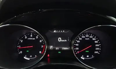Kia Canival 2017, 175444 км, за 6964.17 USD - фото 8