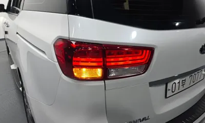 Kia Canival 2017, 175444 км, за 6964.17 USD - фото 23