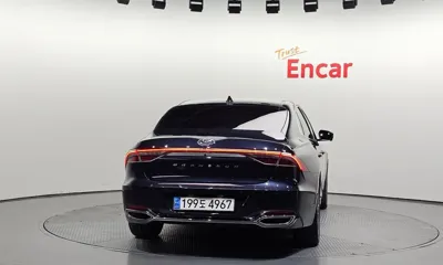 Hyundai Grandeur 2020, 105055 км, за 12508.15 USD