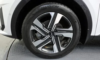 Kia Sorento 2023, 57949 км, за 21777.28 USD