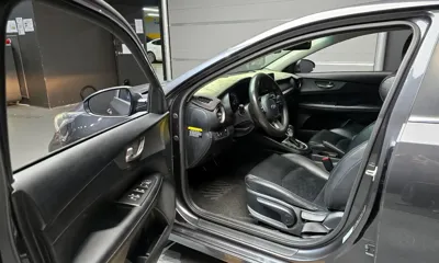 Kia K3 2019, 69767 км, за 7928.64 USD - фото 11