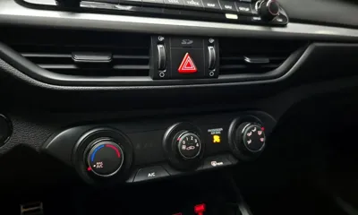 Kia K3 2019, 69767 км, за 7928.64 USD - фото 17