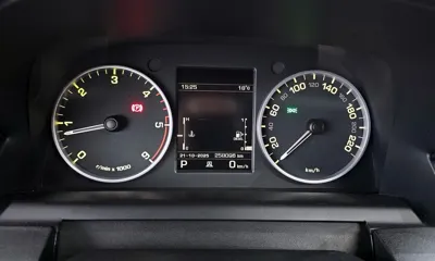 Land Rover Discovery 2012, 258096 км, за 7261.31 USD - фото 8