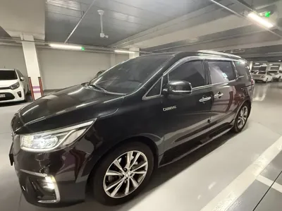 Kia Canival 2019, 127000 км, за 9641.7 USD