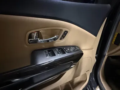 Kia Canival 2019, 127000 км, за 9641.7 USD - фото 11