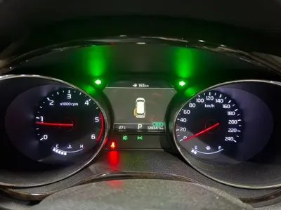Kia Canival 2019, 127000 км, за 9641.7 USD - фото 13