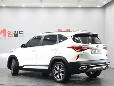 Kia Seltos 2020, 89441 км, за 12052.12 USD
