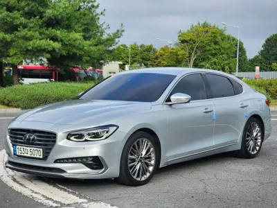 Hyundai Grandeur 2017, 194199 км, за 6045.63 USD