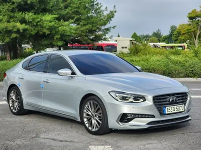 Hyundai Grandeur 2017, 194199 км, за 6045.63 USD