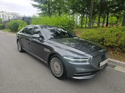 Genesis G90 · 2020 год