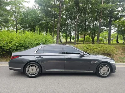 Genesis G90 2020, 92800 км, за 21770.78 USD
