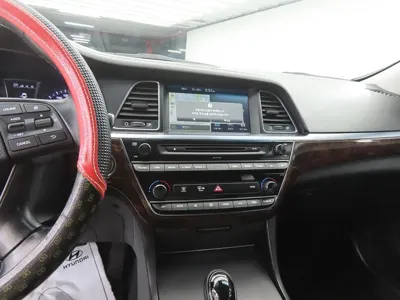 Hyundai Aslan