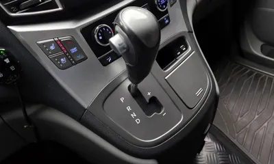 Hyundai Starex 2019, 128081 км, за 9602.64 USD - фото 9