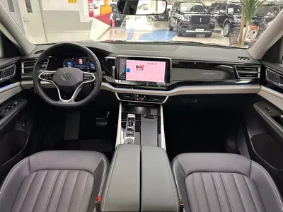 Volkswagen Teramont 2023, 41000 км, за 27662.79 USD - фото 14