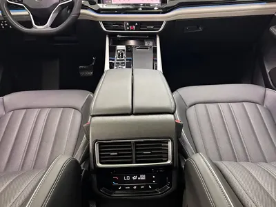 Volkswagen Teramont 2023, 41000 км, за 27662.79 USD - фото 32