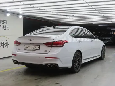 Genesis G80 2018, 178786 км, за 11750.03 USD