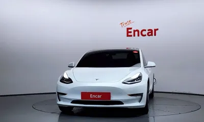 Tesla Model 3 2020, 70798 км, за 17657.87 USD