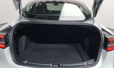 Tesla Model 3 2020, 70798 км, за 17524.44 USD - фото 17