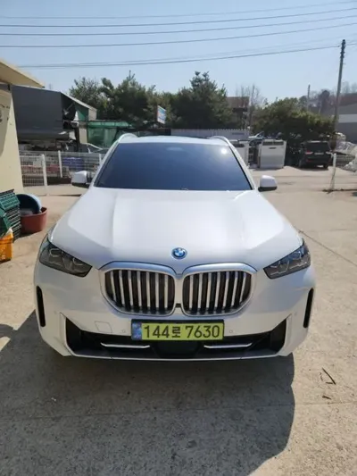 BMW X5 · 2025 год