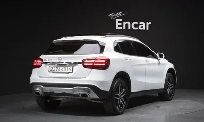 Mercedes-Benz GLA-Class 2018, 54039 км, за 12371.34 USD