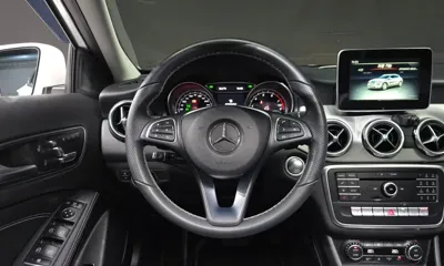Mercedes-Benz GLA-Class 2018, 54039 км, за 12371.34 USD - фото 12