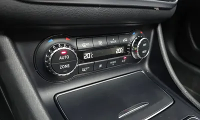 Mercedes-Benz GLA-Class 2018, 54039 км, за 12371.34 USD - фото 18