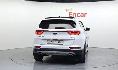Kia Sportage 2018, 118424 км, за 9881.03 USD