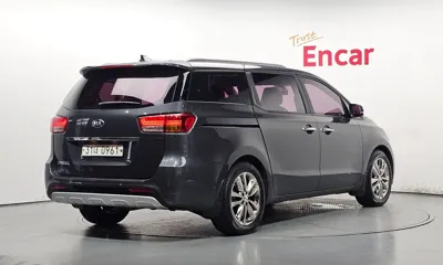 Kia Canival 2016, 331730 км, за 3705.39 USD
